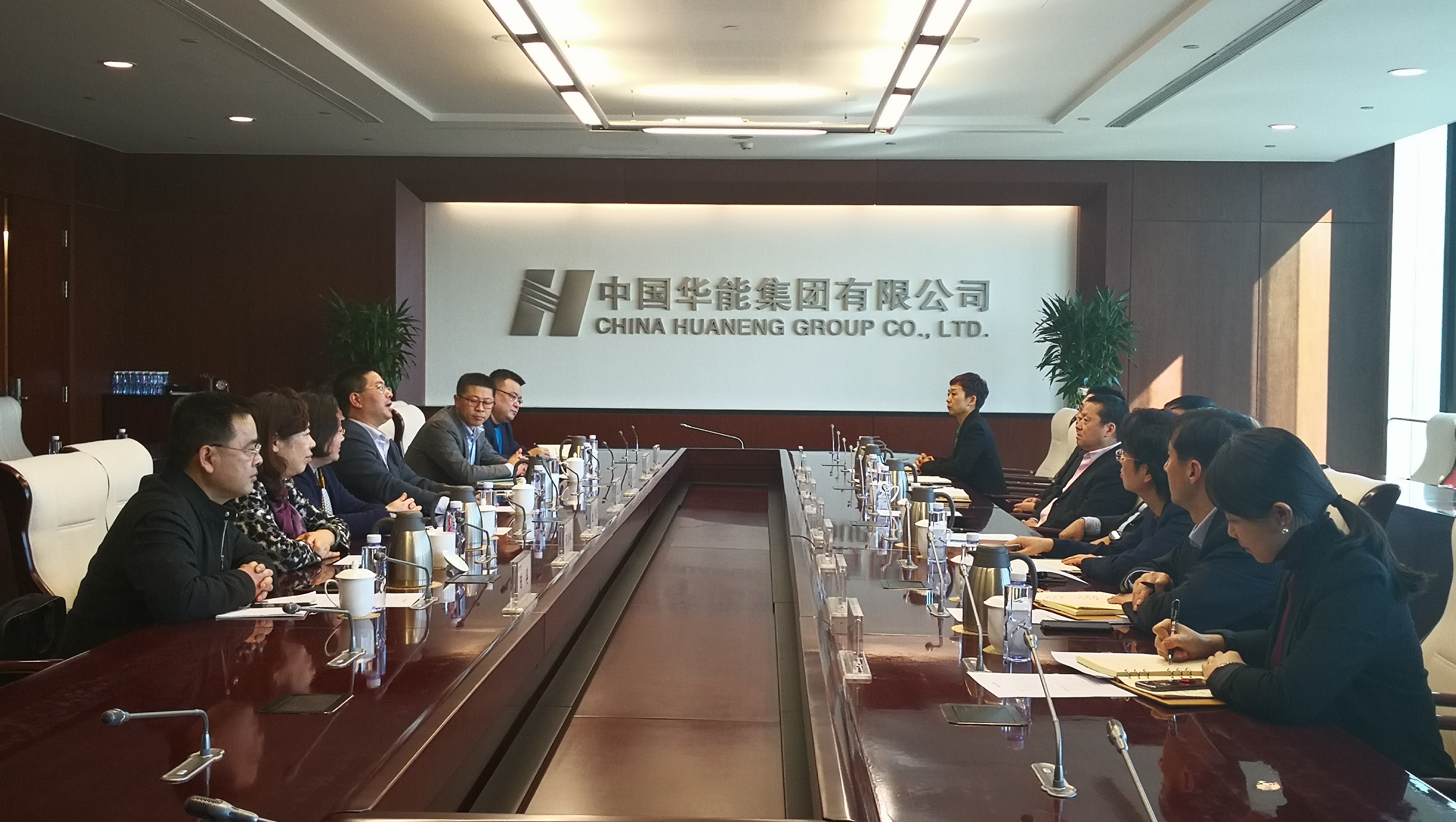 学校与中国大唐集团,华能集团加强产学研深度融合