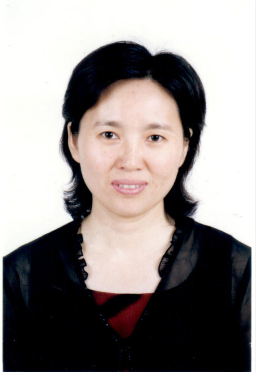 刘玉兰婚纱_人造美女刘玉兰图片(2)