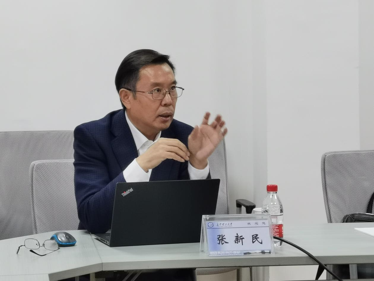 对外经贸大学张新民教授来我院指导课程思政