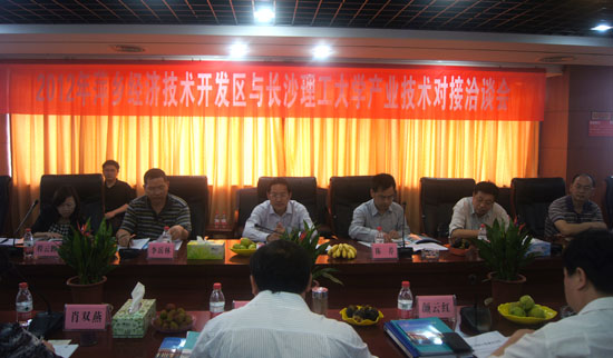 http://www.pxedz.gov.cn/upload/default/20120510174911_8639.jpg