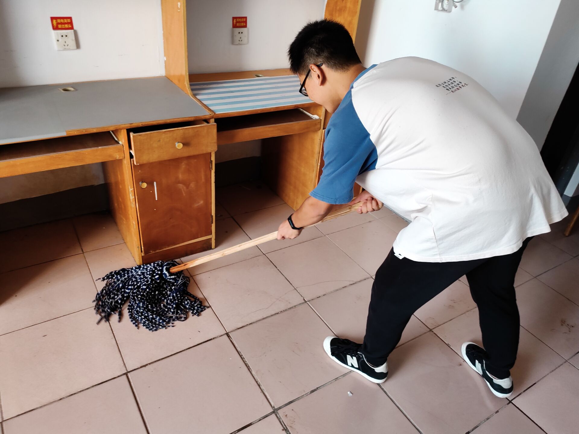 水利工程学院开展2019级宿舍卫生清洁志愿服务行动