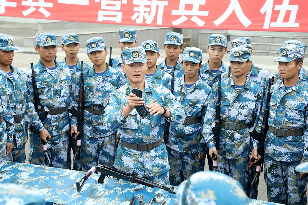 中国海军服装新兵图片