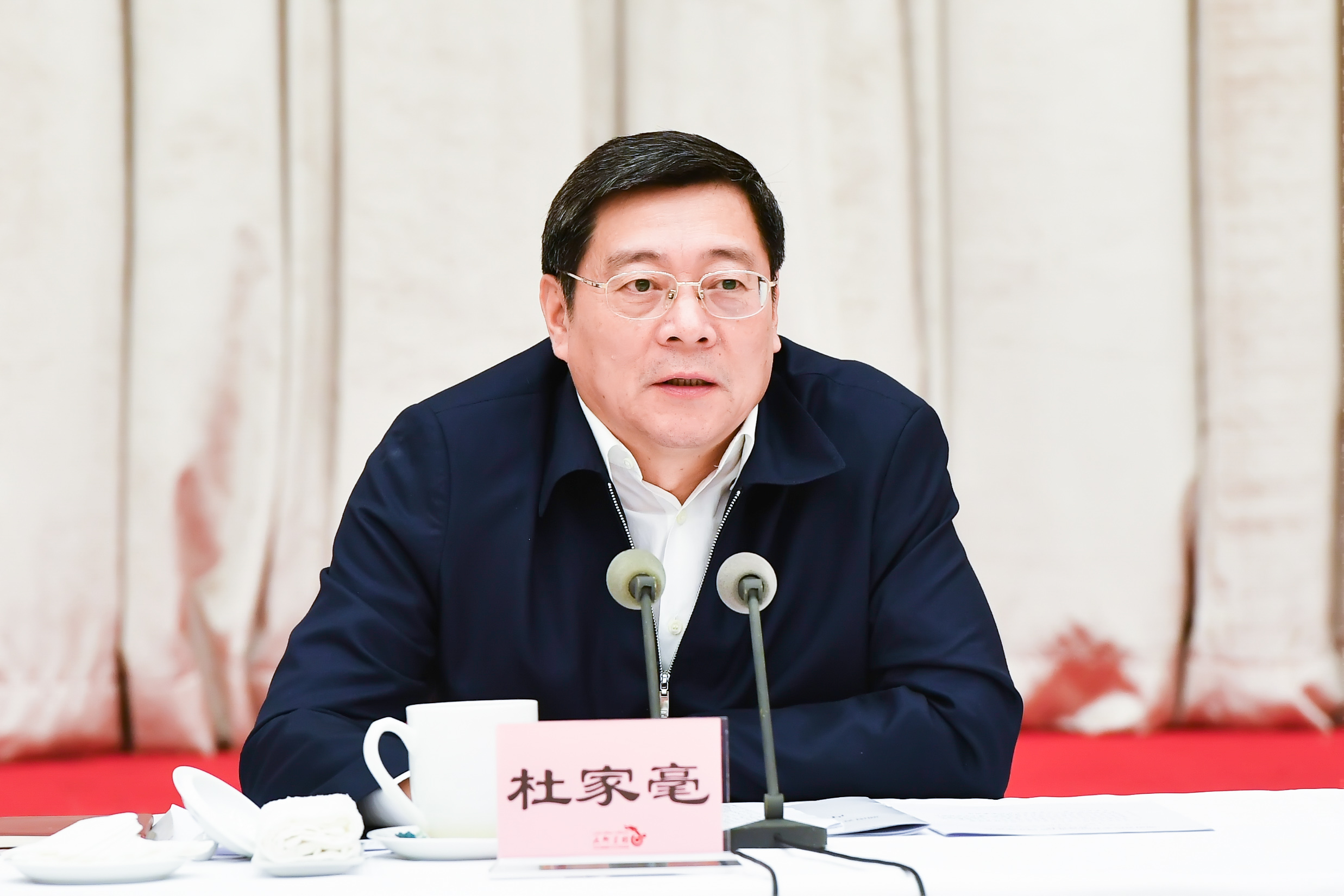 我校邹勇松出席湖南省纪念五四运动100周年座谈会并发言